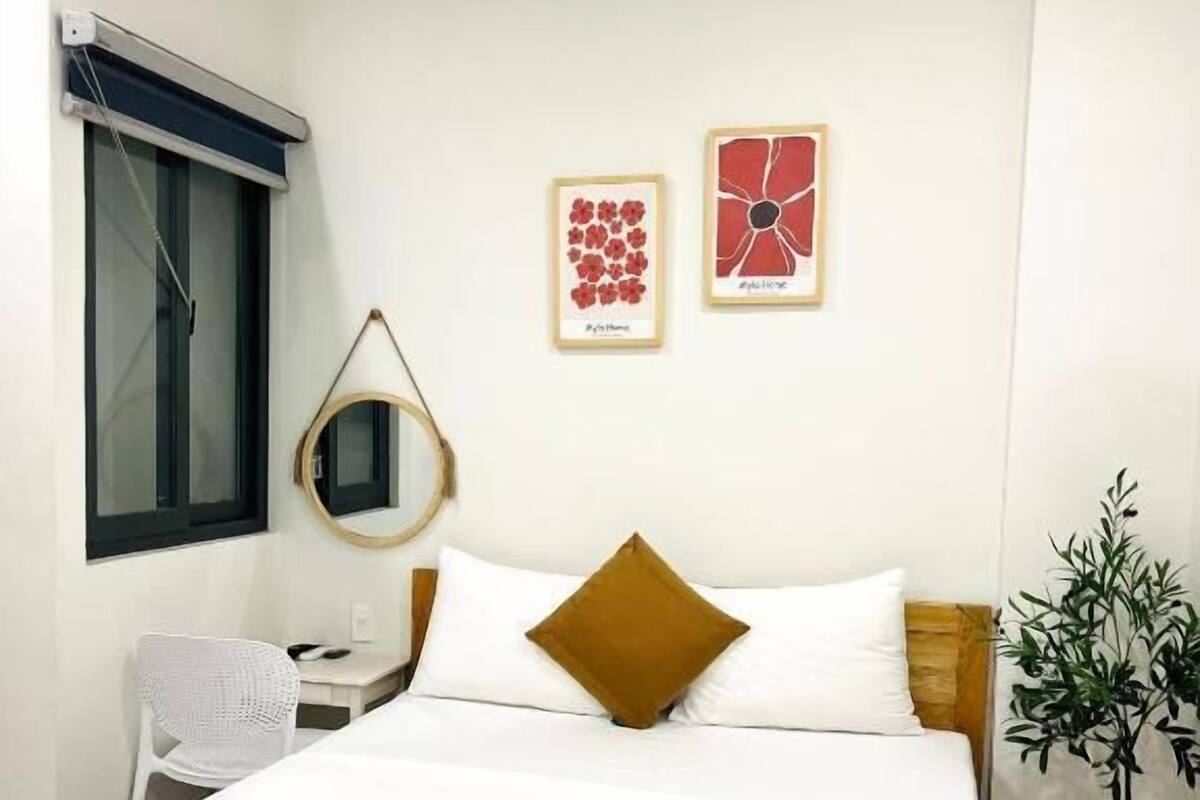 Basic Studio, City View | Laptop workspace, free WiFi