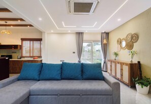 Apartment (1 Bedroom) | Interior