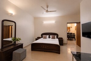 Interior - Regalia by Red Olive1bhkprem Mandirbanke Bihari (Mathura)