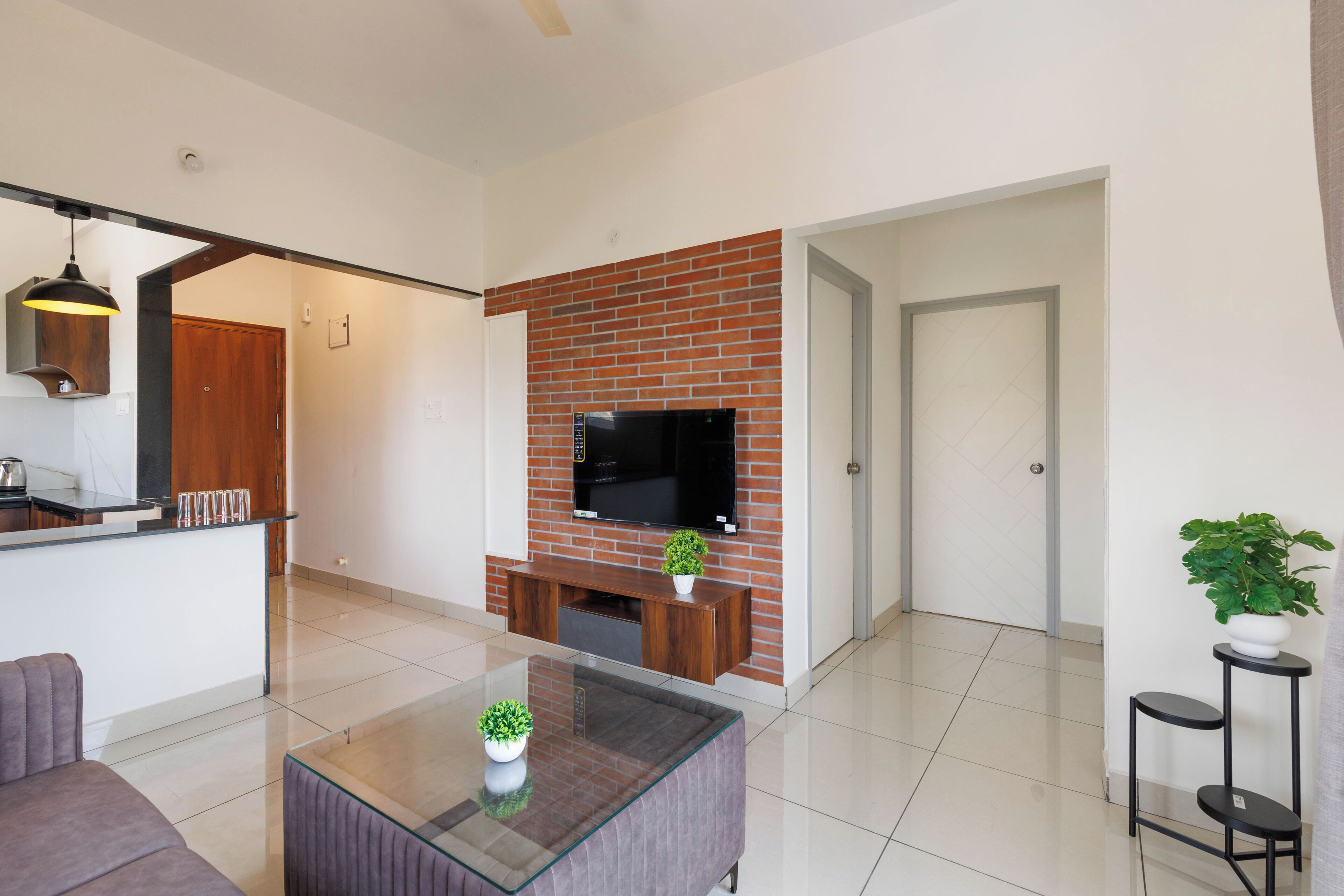 Apartment (2 Bedrooms) | Private kitchen | Microwave, blender