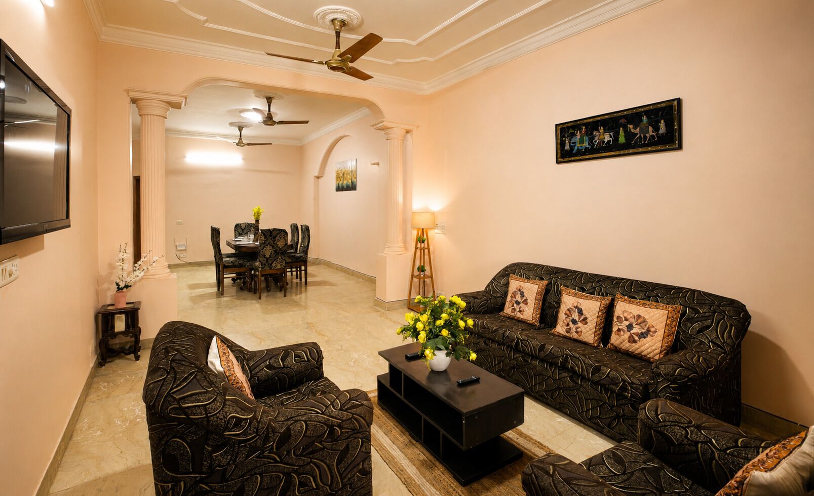 Apartment (2 Bedrooms) | Front of property