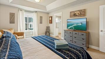 Iron/ironing board, travel crib, WiFi, bed sheets