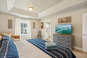 Iron/ironing board, travel cot, WiFi, bed sheets