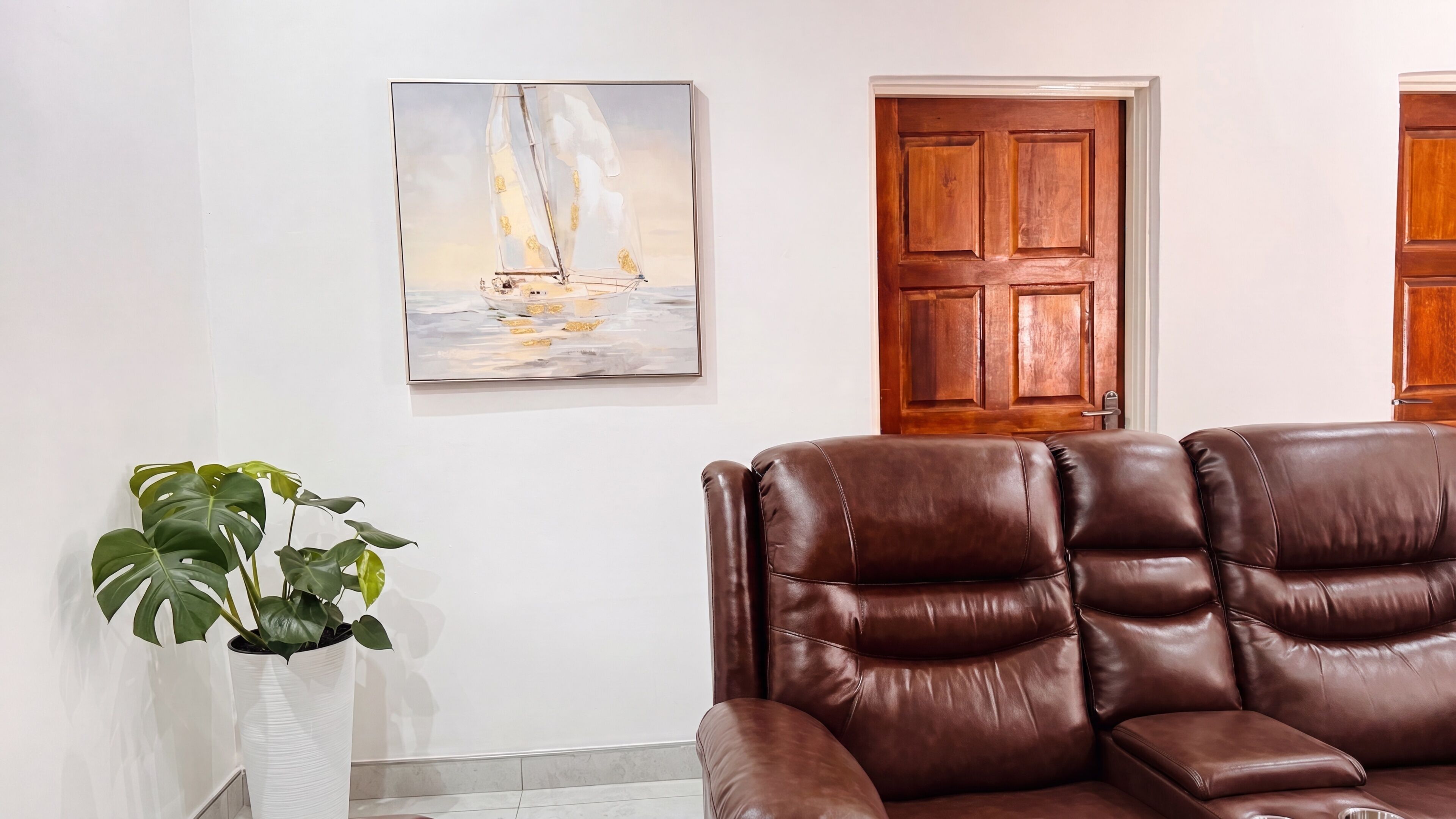 Apartment, 4 Bedrooms, Accessible | Living room