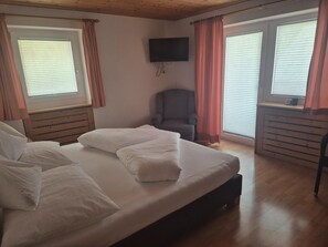 Apartment - Apartment With Whirlpool Bathtub in St. Anton (Sankt Anton am Arlberg)