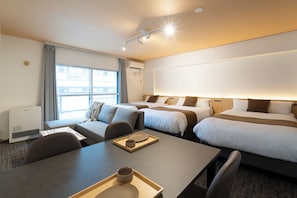 Apartamento básico | Cortinas opacas, tabla de planchar con plancha, wifi gratis