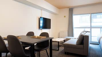 Basic Apartment | Blackout drapes, iron/ironing board, WiFi (free), bed sheets