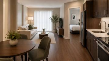 Basic Room | Iron/ironing board, free WiFi