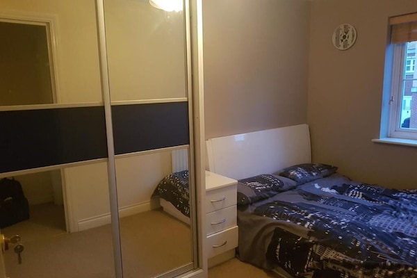 Comfort-Doppelzimmer, Stadtblick (Room 5) | Schreibtisch, laptopgeeigneter Arbeitsplatz, kostenloses WLAN