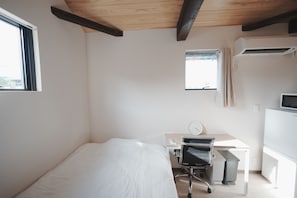Standard Studio | WiFi (free)