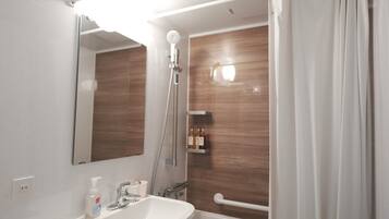 Standard Studio | Bathroom