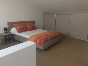 Room - Vrbo Property (Cheval-Blanc)