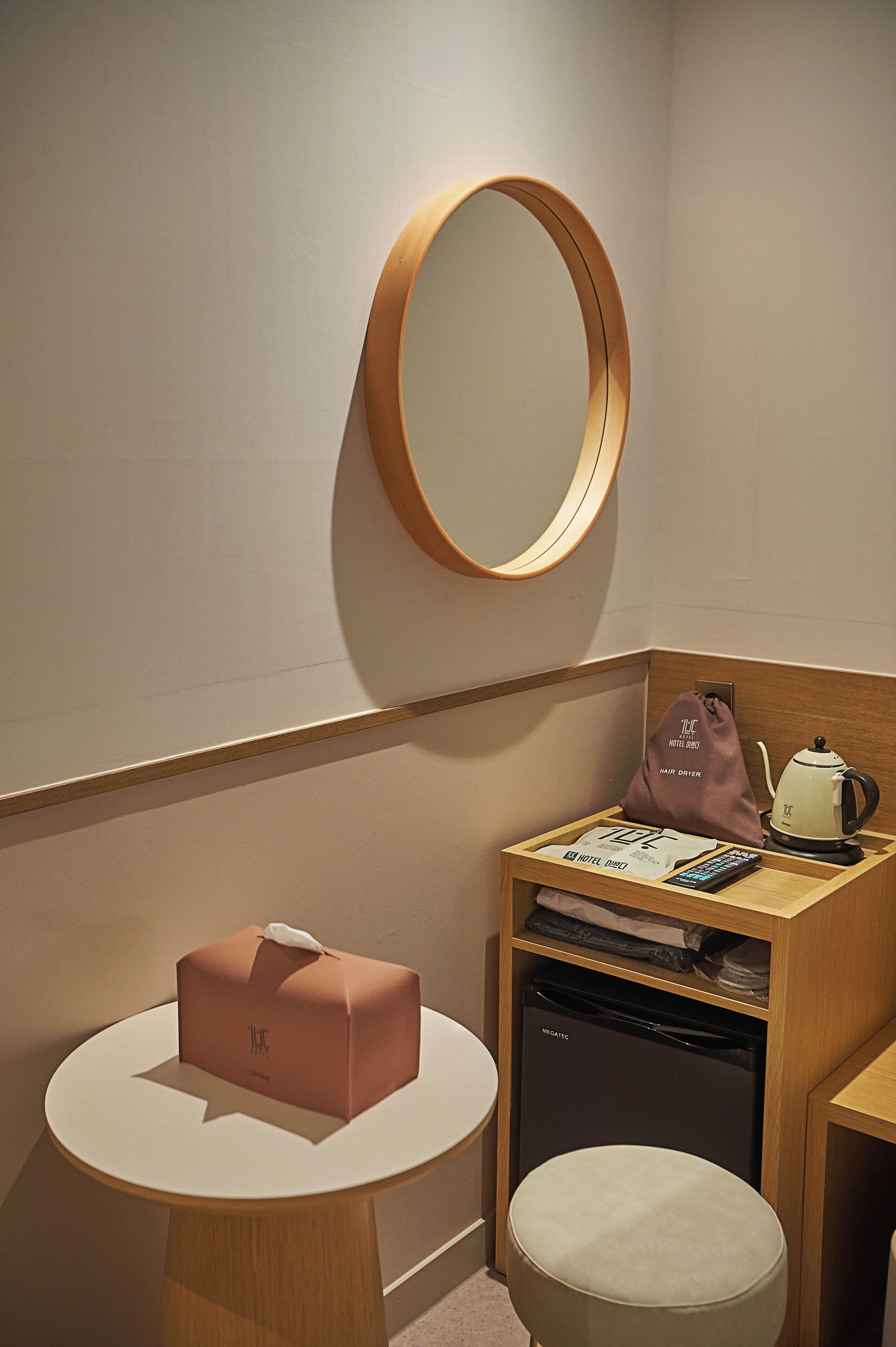 Standard Double Room, City View | Interior