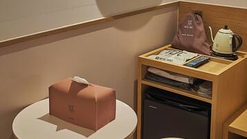 Standard Double Room, City View | Interior