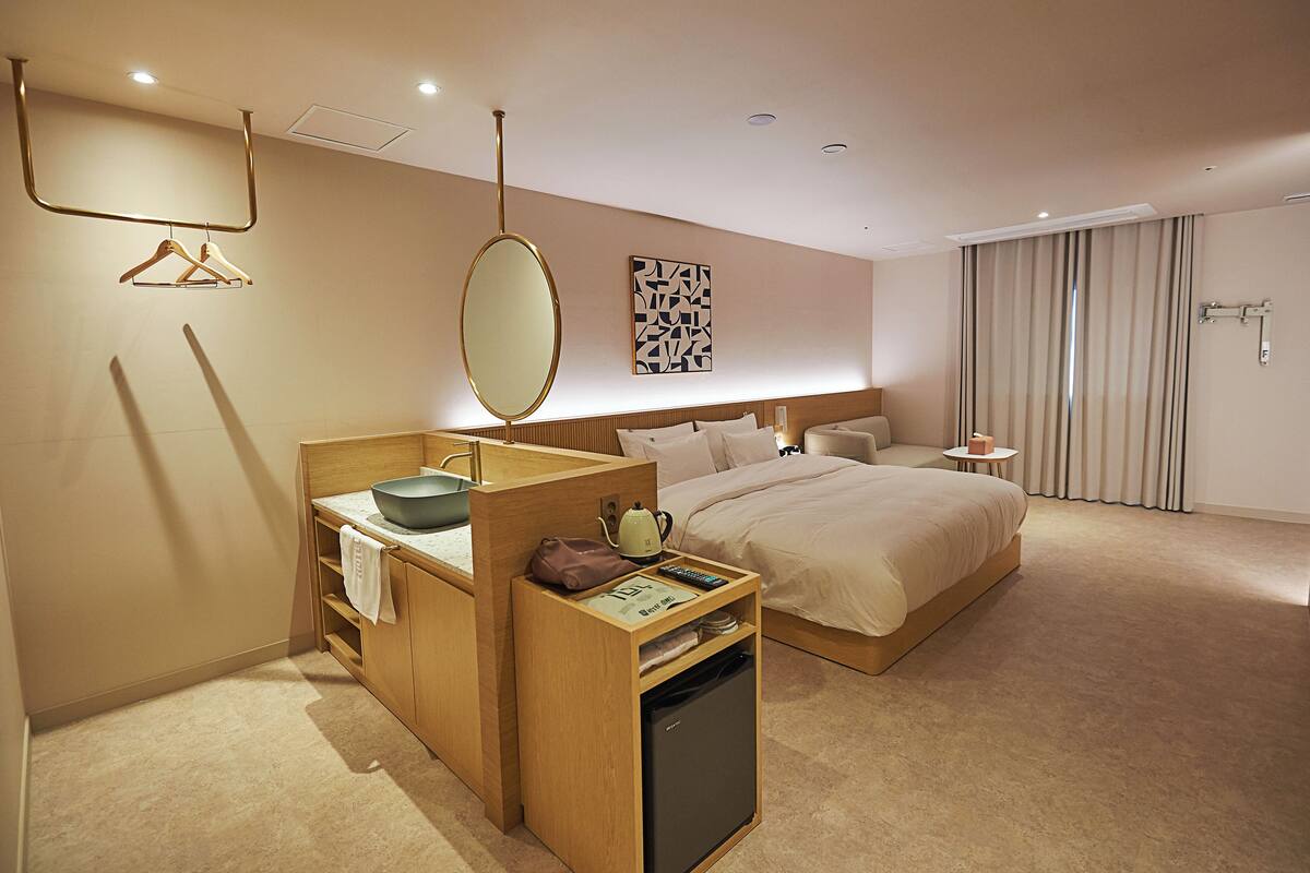 Basic Double Room