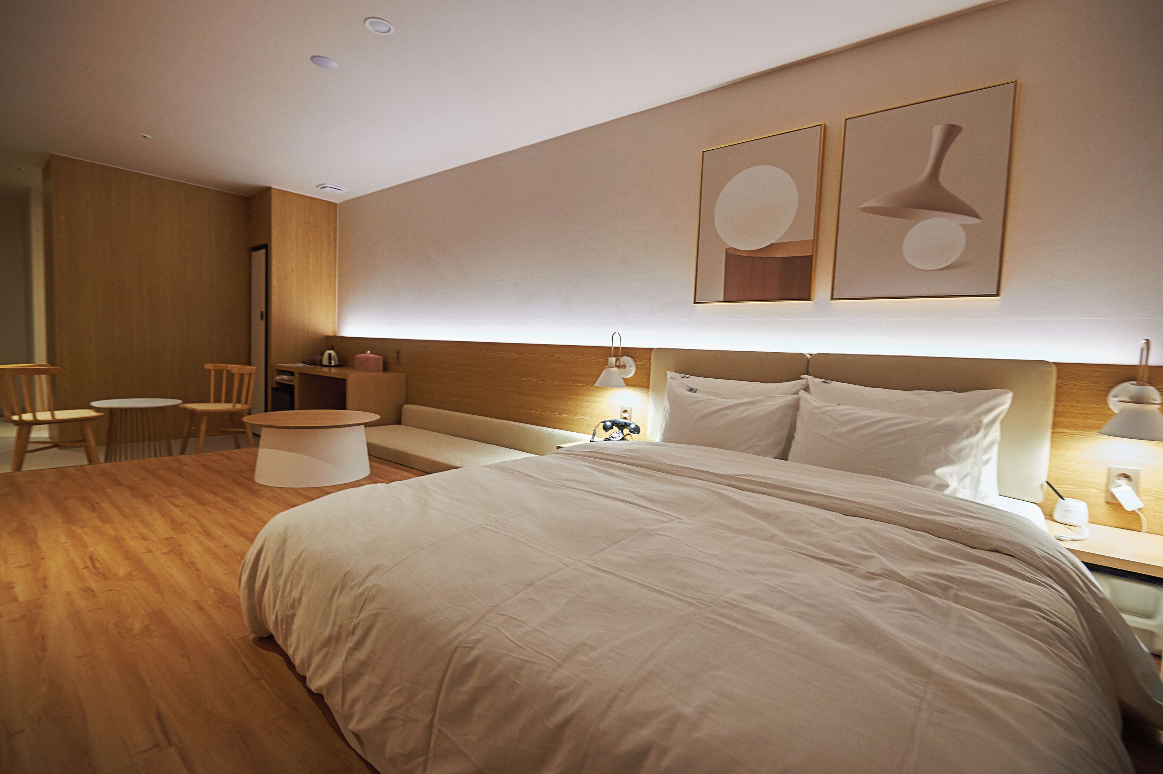 Luxury Double Room | Desk, free WiFi