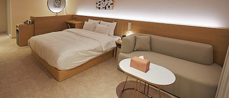 Basic Double Room | Desk, WiFi (free)