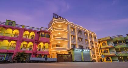 The Golden Plaza