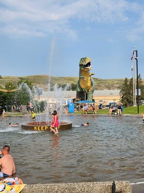 Point of interest - Central | World's Largest Dino & Splash Park 🌟 (Drumheller)