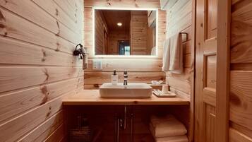 Luxury Cottage, Mountain View | Bathroom | Separate tub and shower, hair dryer, towels, soap