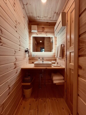 Luxury Cottage, Mountain View | Bathroom | Separate tub and shower, hair dryer, towels, soap - mokku (Nasu)