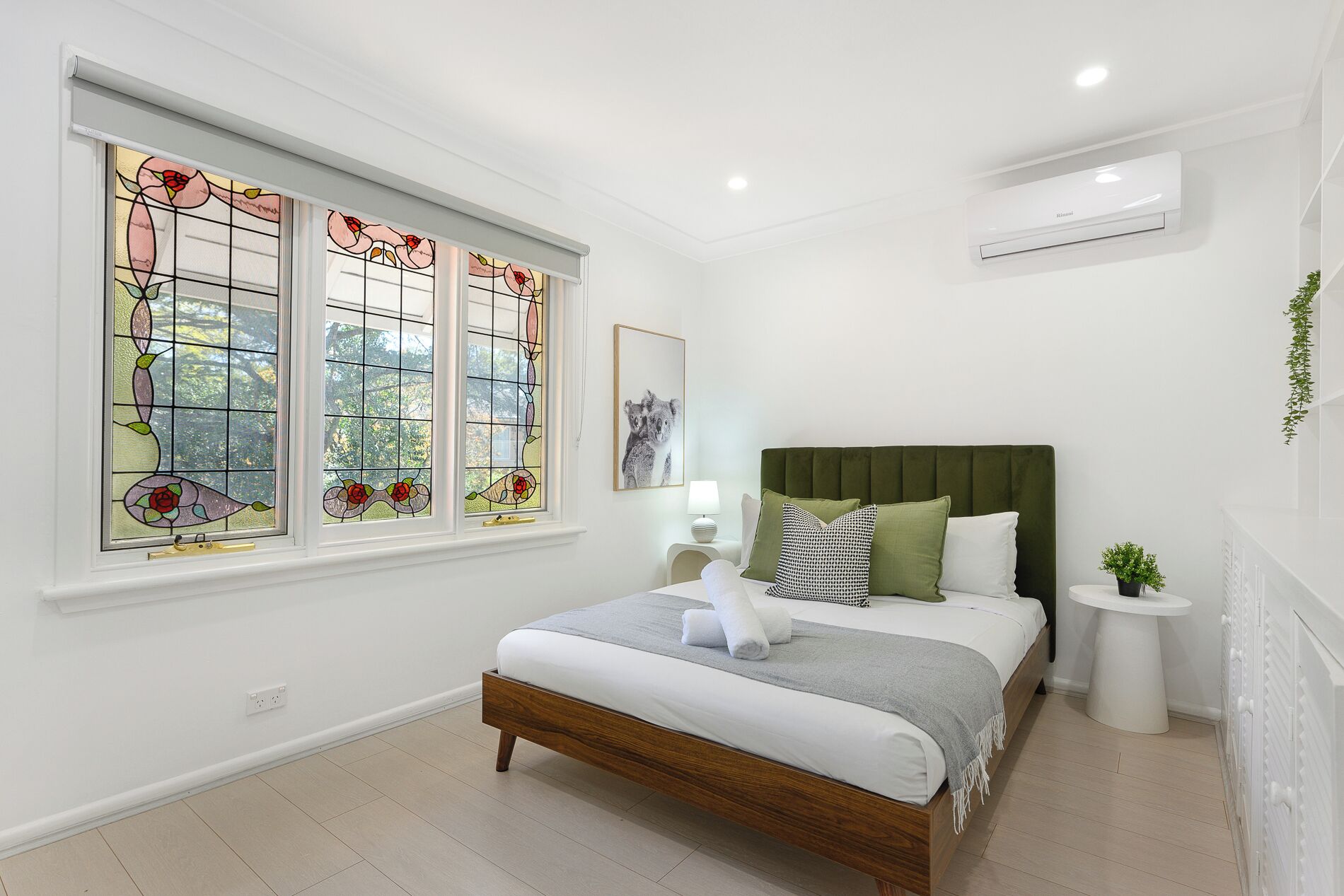 5 bedrooms, iron/ironing board, WiFi