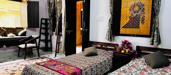 The Trikut Homestay – Just 1.4 km from Gadisar Lake