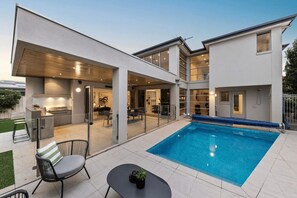 Pool - Belle Escapes - The Anchorage on Henley (Charles Sturt)