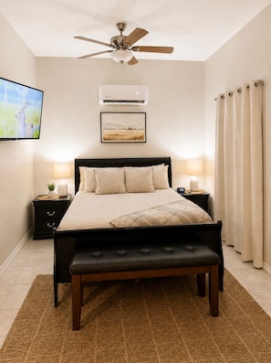 1 Schlafzimmer, Bügeleisen/Bügelbrett, kostenloses WLAN, Bettwäsche