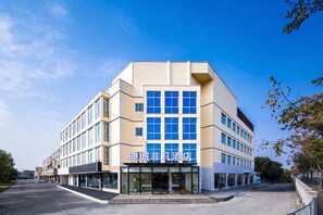 Exterior - Kuncheng Extraordinary Hotel  (Shanghai)