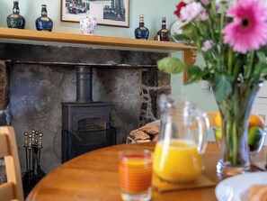Dining - Strathnoon by Interhome (Tomatin)