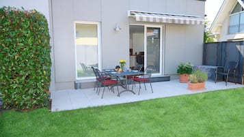 Deluxe Apartment, Balcony | Terrace/patio