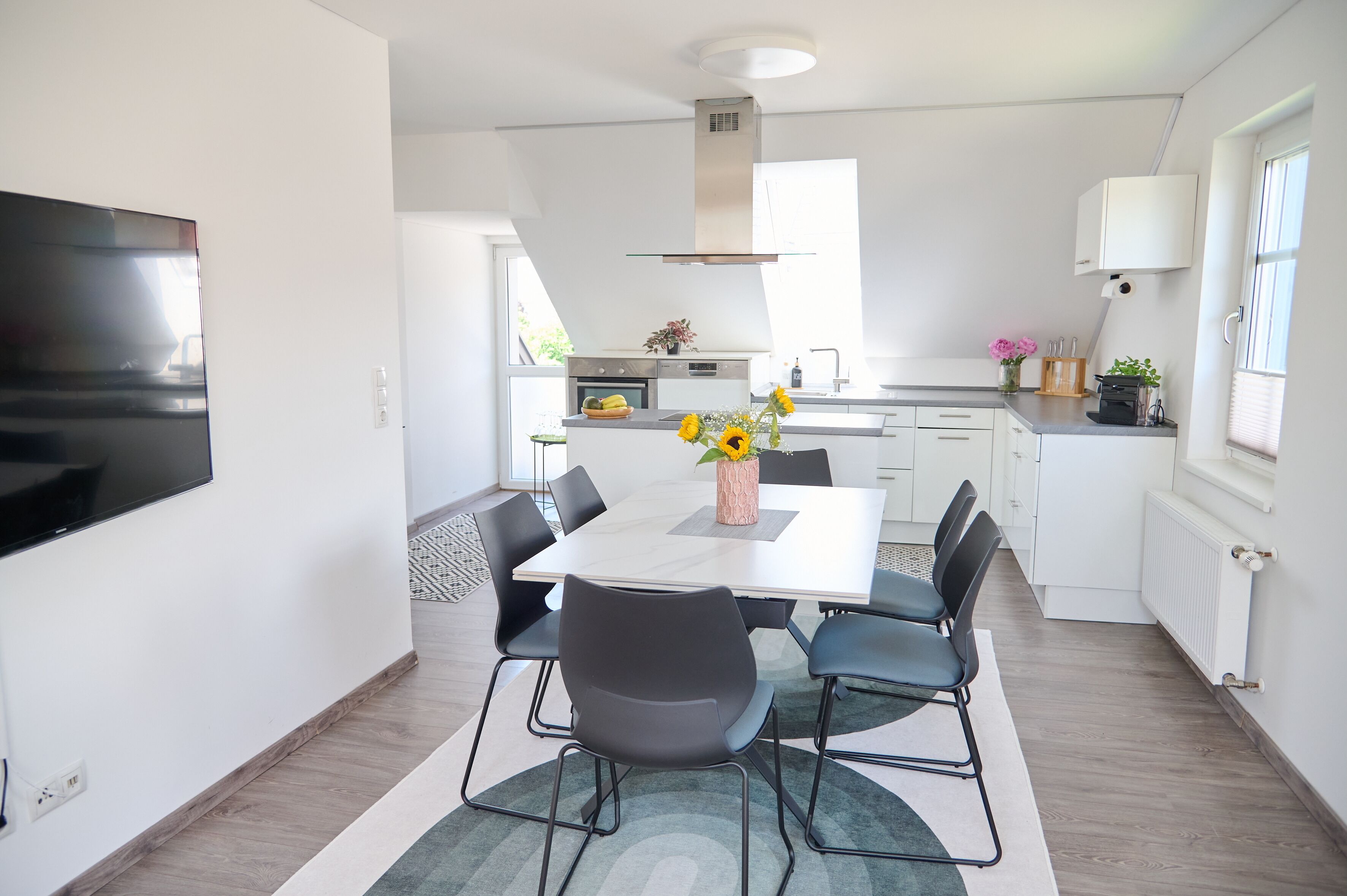 Appartement Deluxe, balcon | Restauration dans la chambre
