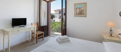 1 habitación, wifi y ropa de cama