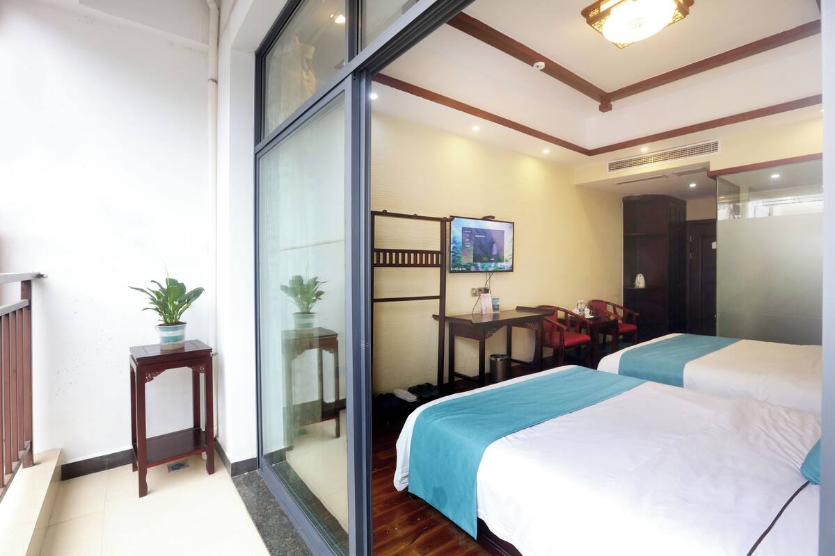 Basic Twin Room, 2 Double Beds, Balcony, City View | Free WiFi