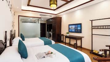 Superior Twin Room, 2 Double Beds, Hot Tub, Hill View | Desk, blackout curtains, free WiFi, bed sheets