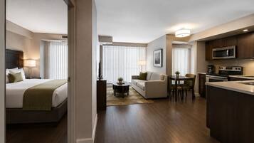 Classic Room | Iron/ironing board, free WiFi