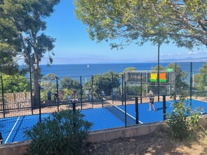 Sport court - The "Écrin de l'Île d'Or" in Saint-Raphaël, located 400 meters from the beach (Saint-Raphaël)