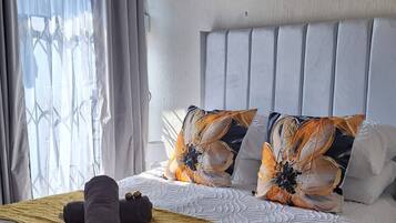 Internet, bed sheets