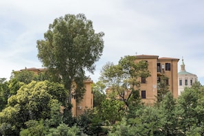 Esterni