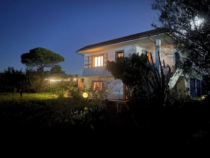 Habitació, 3 dormitoris, fumadors, balcó | Façana frontal de l'allotjament