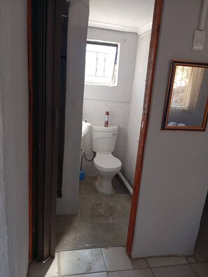 Bathroom - Cozy self catering unit (uMnambithi)