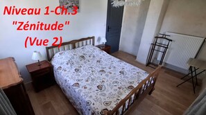 Iron/ironing board, WiFi, bed sheets - Authentic stone house located in the heart of nature near the Vercors Regional Park (Vaunaveys-la-Rochette)