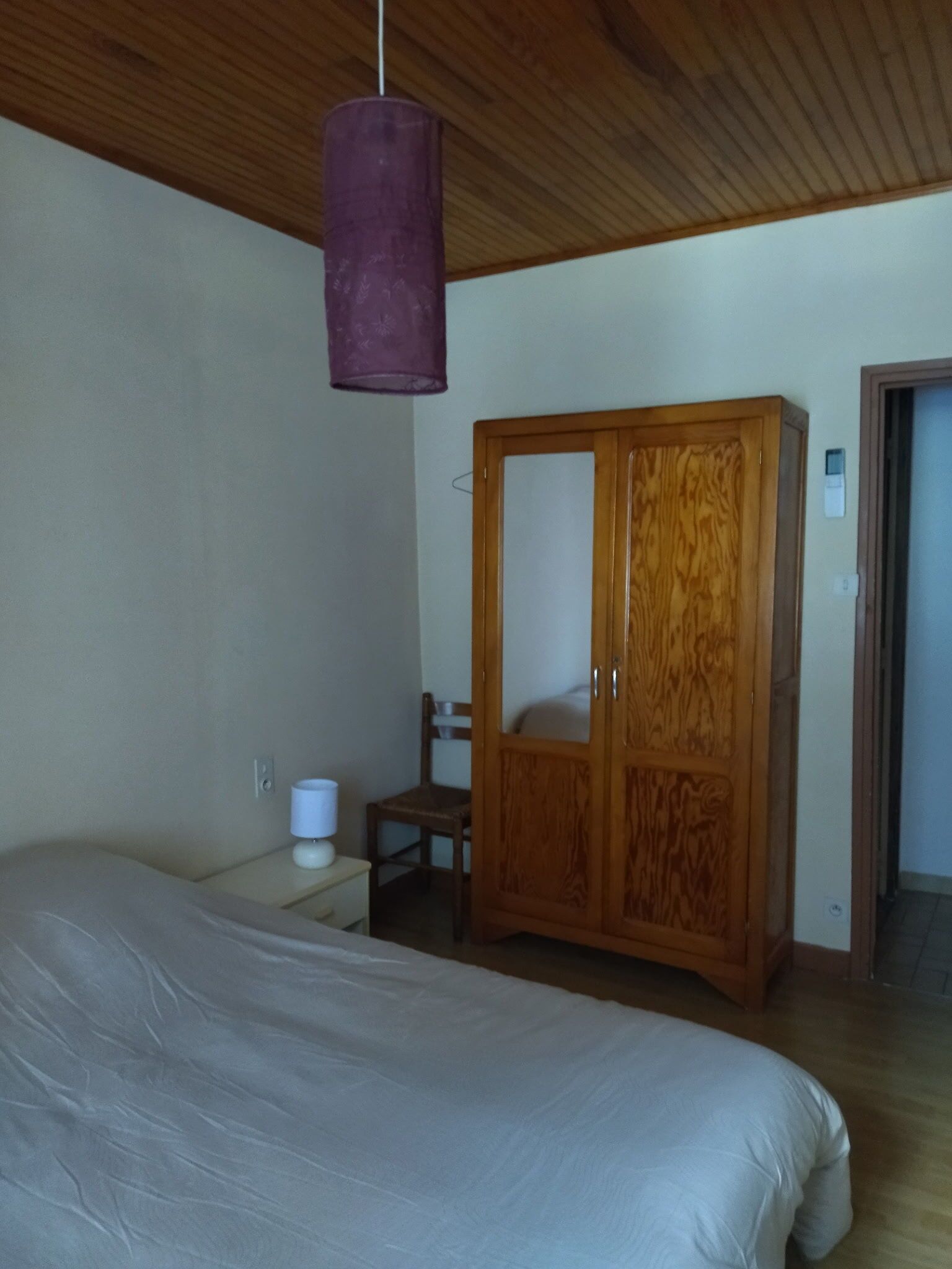 1 chambre, literie fournie