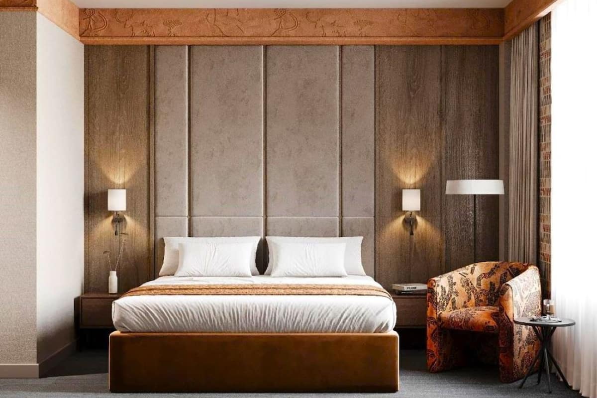 Habitación doble Deluxe, vista a la ciudad | Ropa de cama de alta calidad y caja de seguridad en la habitación