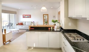 Apartemen, balkon | Interior