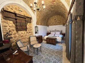 Superior Double Room, Pool View - Guesthouse DarHamdoun (Hammam Al Agzaz)