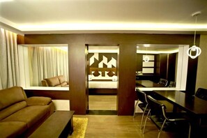 Suite familiar | Interior