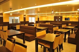 用餐