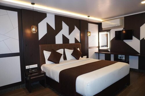 HOTEL RUBY PALACE
